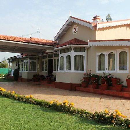 Bouganvilla Resort Ooty Bagian luar foto