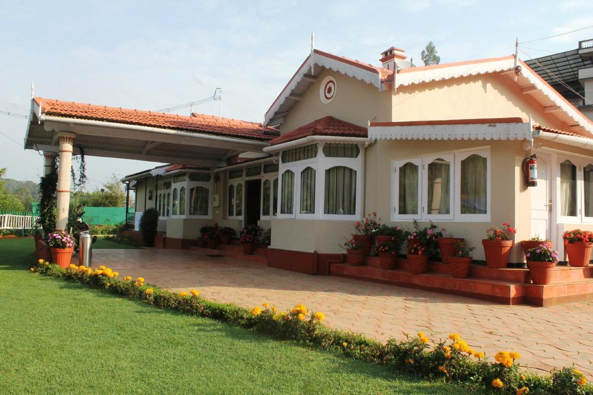 Bouganvilla Resort Ooty Bagian luar foto
